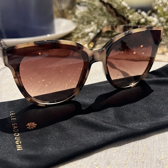 Lele Sadoughi Tortoise Brooklyn Sunglasses - Picture 6 of 6